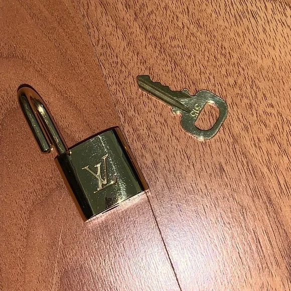 Authentic Louis Vuitton Lock and Key #315